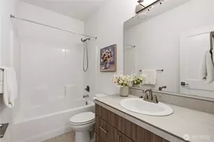 15865 NE 14th Rd, Bellevue, WA 98008 - Photo 13