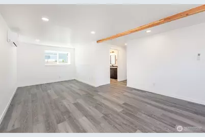 320 E Lopez Avenue, Port Angeles, WA 98362 - Photo 5