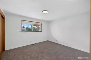 1509 Avon Ave, Burlington, WA 98233 - Photo 9