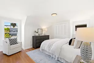 2527 Westmont Way W, Seattle, WA 98199 - Photo 21