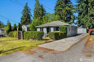 8618 Tacoma Ave S, Tacoma, WA 98444 - Photo 3