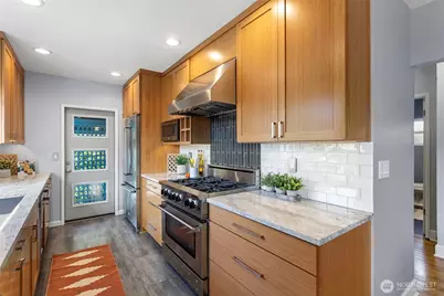 3214 S Byron, Seattle, WA 98144 - Photo 9
