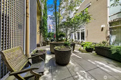 2324 1st Avenue #214, Seattle, WA 98121 - Photo 19