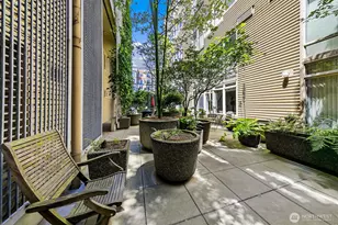 2324 1st Ave, Seattle, WA 98121 - Photo 19