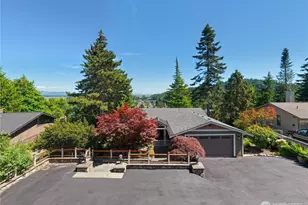421 Umatilla Dr, La Conner, WA 98257 - Photo 1
