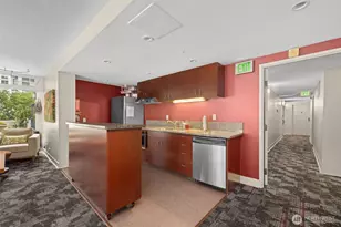 2100 3rd Ave, Seattle, WA 98121 - Photo 31