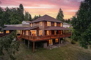 5413 Welfare Ave NE, Bainbridge Island, WA 98110 - Photo 5