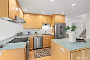 5413 Welfare Ave NE, Bainbridge Island, WA 98110 - Photo 17