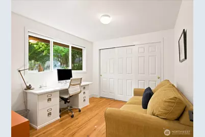 12428 68th Avenue NE, Kirkland, WA 98034 - Photo 13