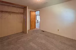 21621 186th St E, Orting, WA 98360 - Photo 17