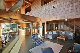 2151 Eastpoint Dr, Langley, WA 98260 - Photo 9