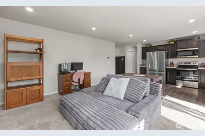10824 185th Street E, Puyallup, WA 98374 - Photo 15