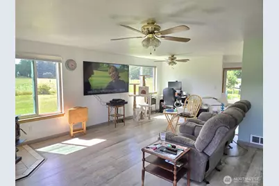 11916 Fillman Road SE, Rainier, WA 98576 - Photo 9