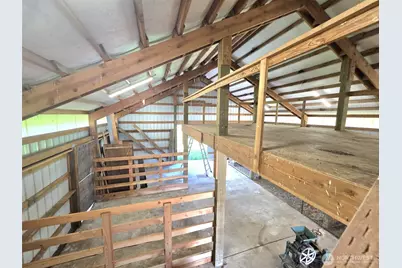 11916 Fillman Road SE, Rainier, WA 98576 - Photo 23