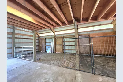 11916 Fillman Road SE, Rainier, WA 98576 - Photo 27