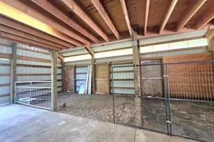 11916 Fillman Rd SE, Rainier, WA 98576 - Photo 27