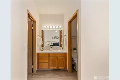12421 63rd Avenue E, Puyallup, WA 98373 - Photo 17
