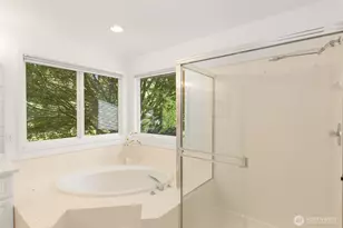 19303 Meridian Pl W, Bothell, WA 98012 - Photo 29