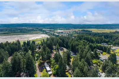 9538 Helen Avenue NE, Olympia, WA 98516 - Photo 39