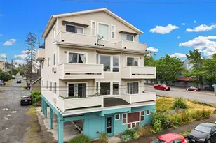 816 N 38th St, Seattle, WA 98103 - Photo 3