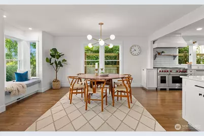 10058 NE Lafayette Avenue, Bainbridge Island, WA 98110 - Photo 13