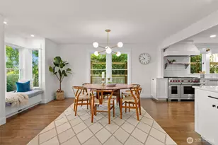 10058 NE Lafayette Ave, Bainbridge Island, WA 98110 - Photo 13