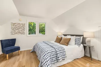 10058 NE Lafayette Avenue, Bainbridge Island, WA 98110 - Photo 37