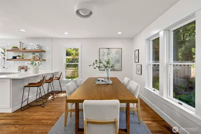 10058 NE Lafayette Avenue, Bainbridge Island, WA 98110 - Photo 21