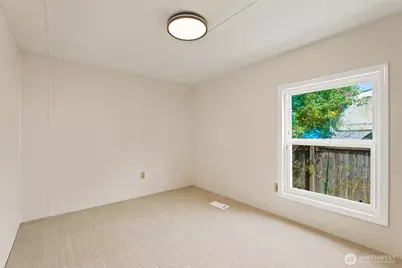517 1st Avenue E, Pacific, WA 98047 - Photo 13