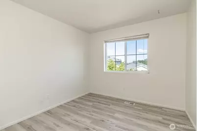 2714 67th Court SE, Auburn, WA 98092 - Photo 25