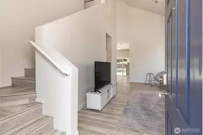 2714 67th Court SE, Auburn, WA 98092 - Photo 3