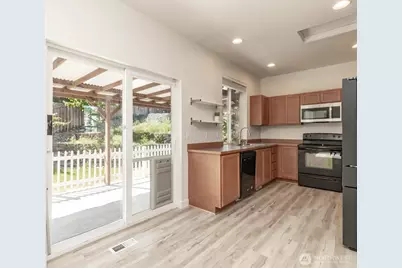 2714 67th Court SE, Auburn, WA 98092 - Photo 13