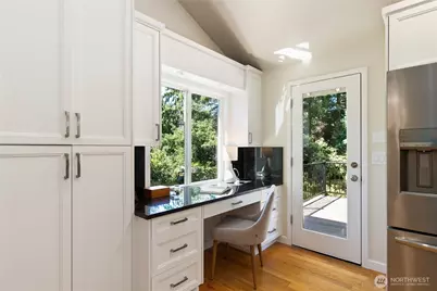7235 87th Avenue SE, Mercer Island, WA 98040 - Photo 15