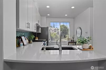 10406 Holly Drive #B, Everett, WA 98204 - Photo 17