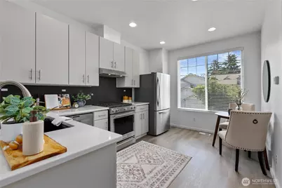 10406 Holly Drive #B, Everett, WA 98204 - Photo 15