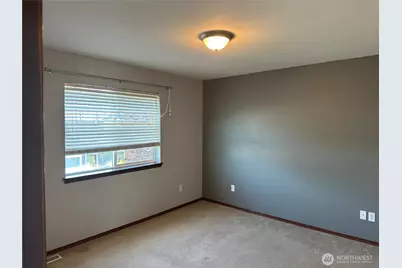 9300 11th Street NE, Lake Stevens, WA 98258 - Photo 13