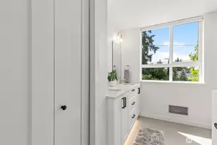 2106 NE 85th St, Seattle, WA 98115 - Photo 17