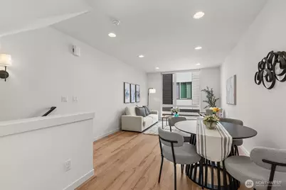 2106 NE 85th Street #E, Seattle, WA 98115 - Photo 9