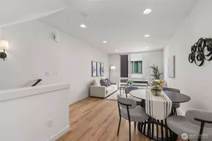 2106 NE 85th St, Seattle, WA 98115 - Photo 9