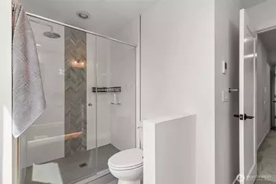 2106 NE 85th Street #E, Seattle, WA 98115 - Photo 21