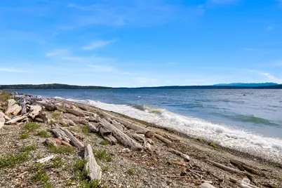 2106 Breezy Point Road, Camano Island, WA 98282 - Photo 3