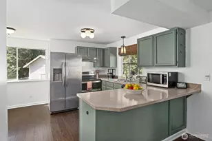 20502 122nd St Ct E, Bonney Lake, WA 98391 - Photo 3