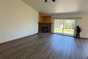 106 N Benton St, Kittitas, WA 98934 - Photo 9