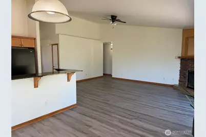 106 N Benton Street, Kittitas, WA 98934 - Photo 7