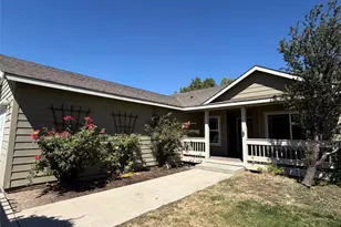 106 N Benton St, Kittitas, WA 98934 - Photo 3