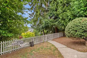 15 Fulton St, Seattle, WA 98109 - Photo 23