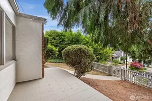 15 Fulton St, Seattle, WA 98109 - Photo 25