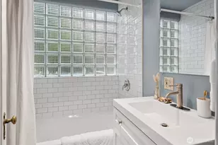 15 Fulton St, Seattle, WA 98109 - Photo 15