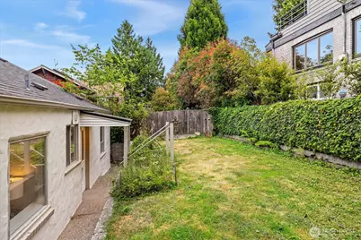 15 Fulton Street, Seattle, WA 98109 - Photo 27