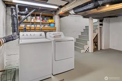 15 Fulton Street, Seattle, WA 98109 - Photo 17